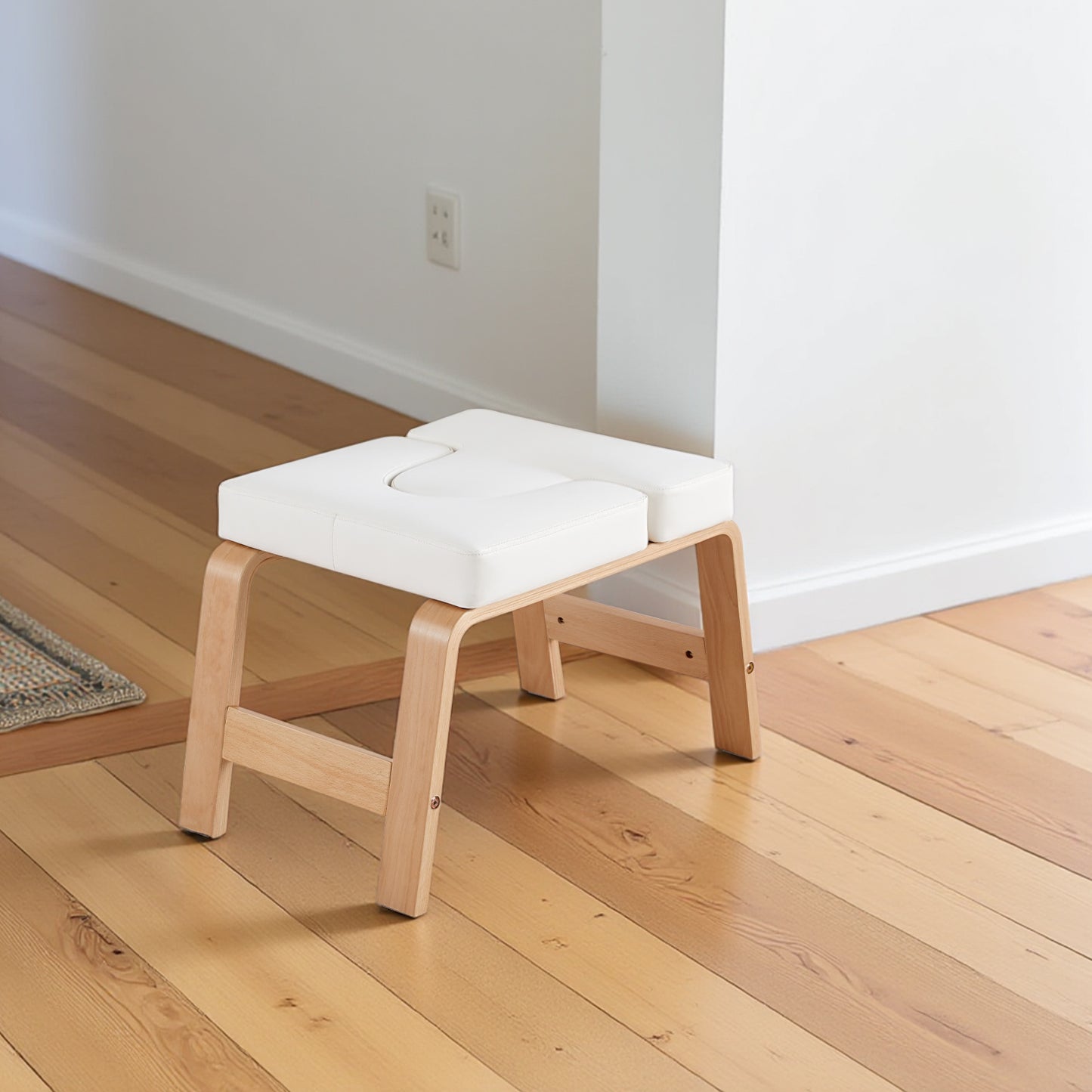 Tabouret en bois réglable pour une assise confortable – Repose-pieds ou chaise polyvalente pour la maison, bureau et détente, Blanc