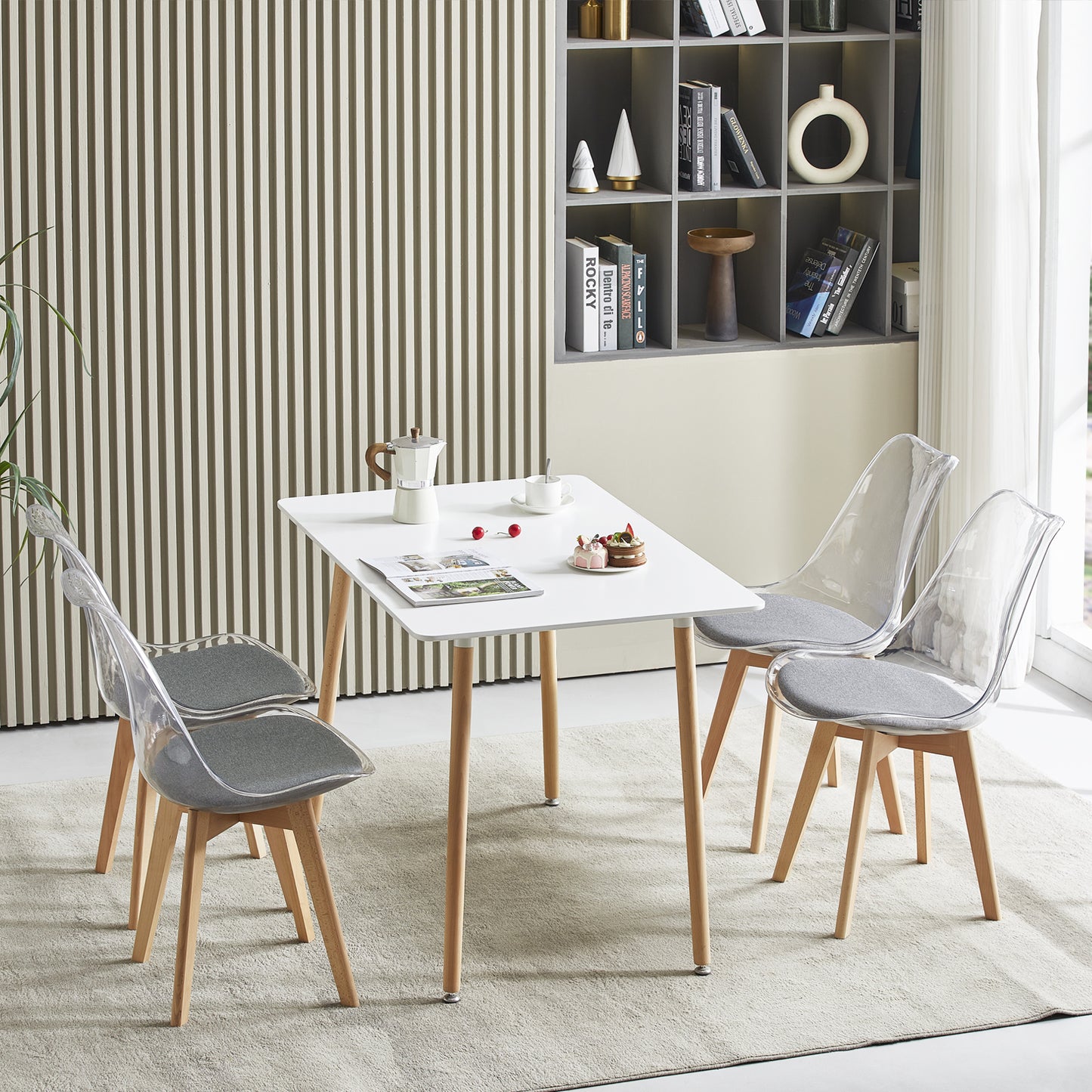 Lot de 4 chaises Scandinaves Transparentes pour Salle à Manger