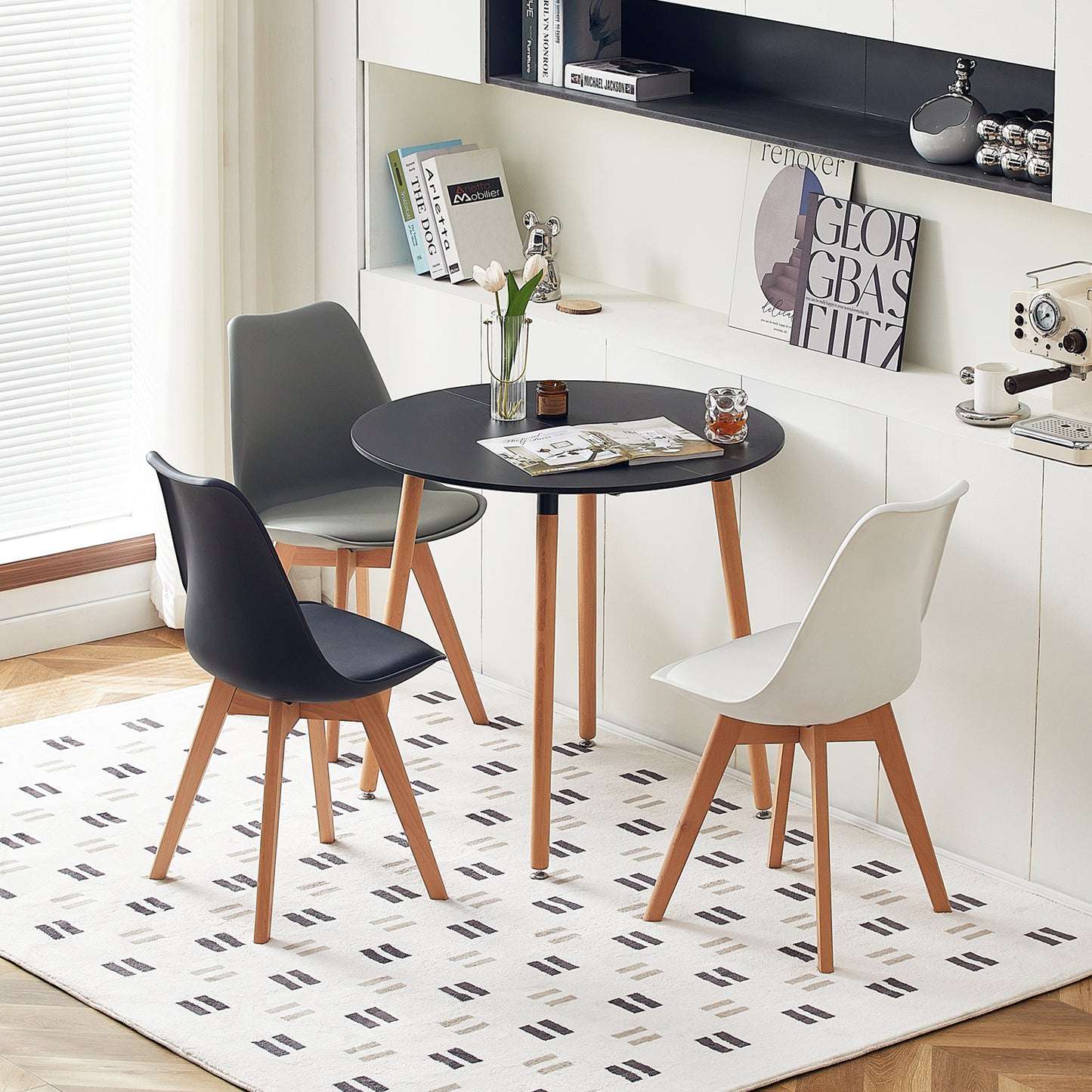 Table à Manger Ronde Moderne Laquée Noir Mat pour 2 à 4 Personnes - Pieds en Hêtre - 80 x 80 x 73 cm