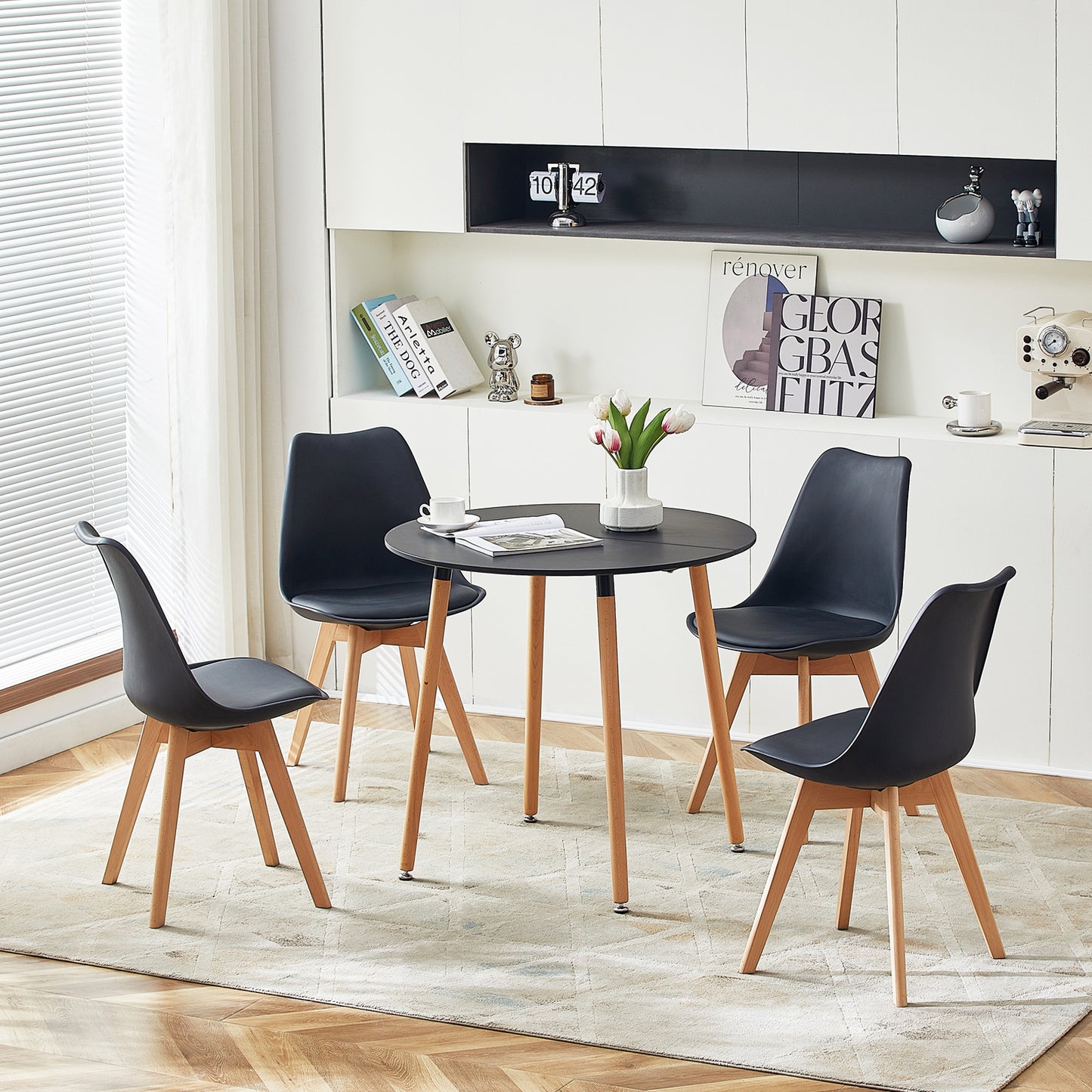 Ensemble table et chaises - Table Ronde de Cuisine avec Pieds en Bois et 4 Chaises Scandinaves Noires, Dimensions 54*54*82cm